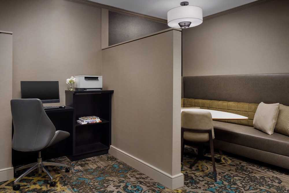 Residence Inn by Marriott Boston Franklin - photo 33