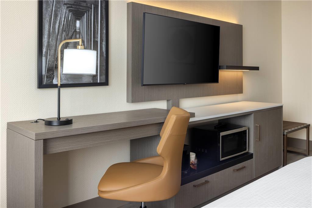 Ramada Plaza Resort & Suites by Wyndham Orlando Intl Drive - photo 25