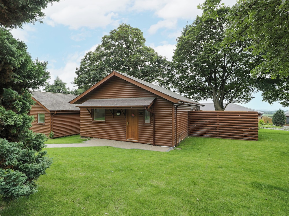 Luxury Lodge 69 — 4-Star Luxury Hotel in Rhyl, United Kingdom