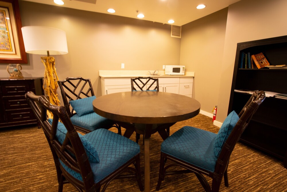 Gaia Luxury Oceanfront Resort Lihue - photo 31