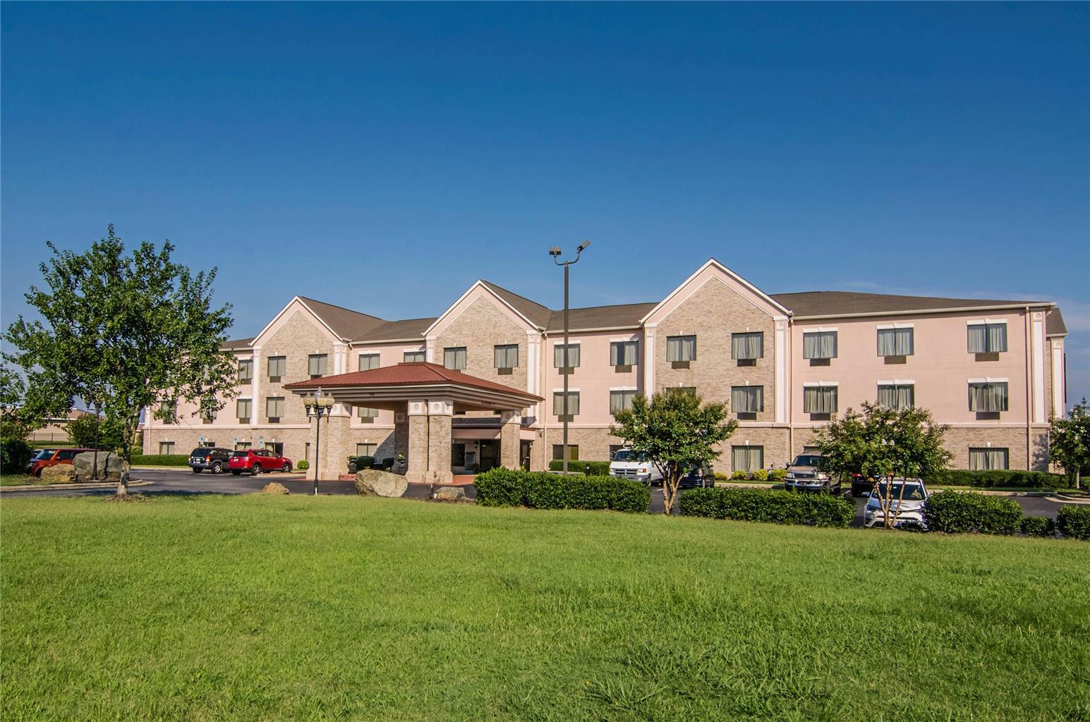 Quality Suites Graham Burlington South in Graham, United States