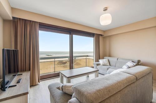 Ster der Zee zeedijk app voor 6pers met zeezicht — 4-Star Luxury Hotel in Middelkerke, Belgium