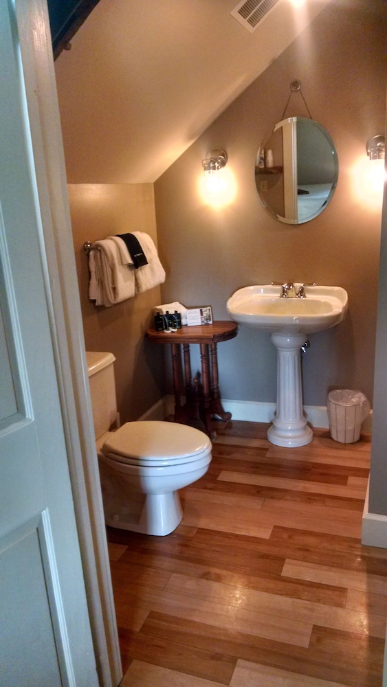 Three Chimneys Inn - photo 20
