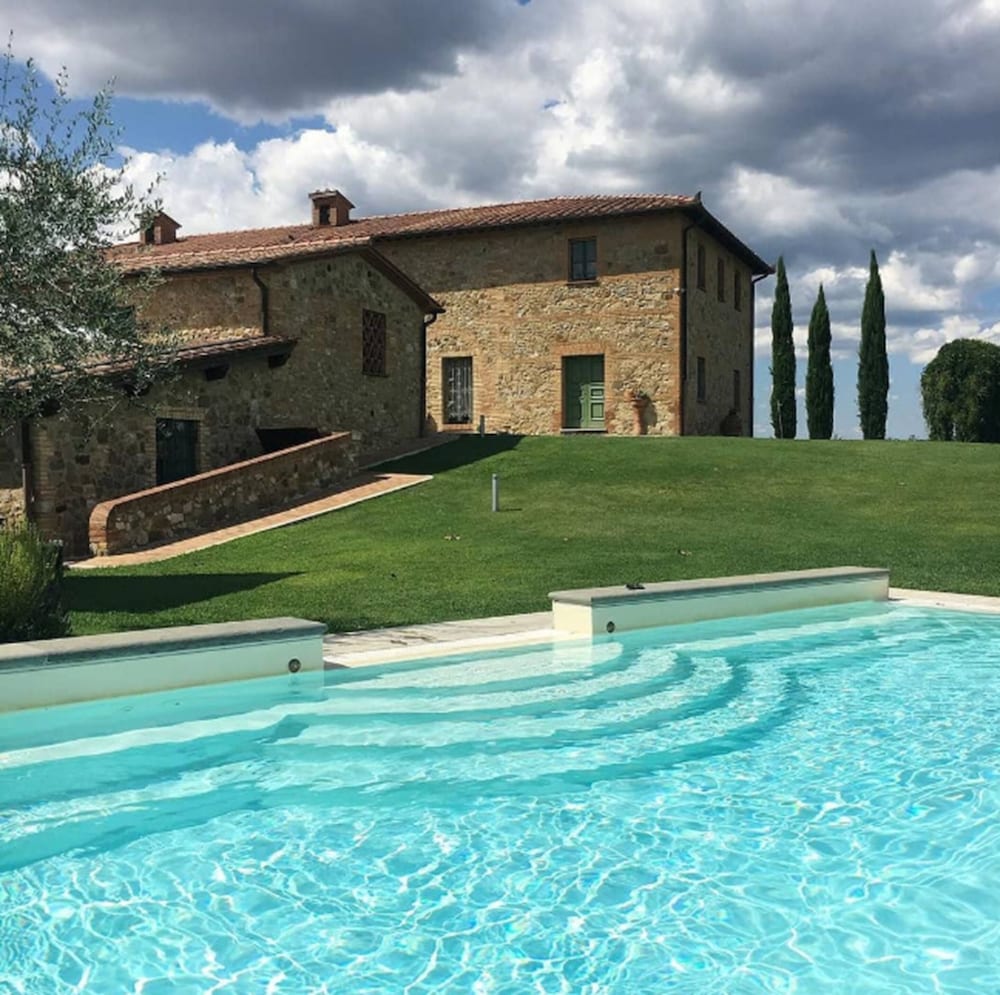 Villa Il Castagno Wine Resort — Siena