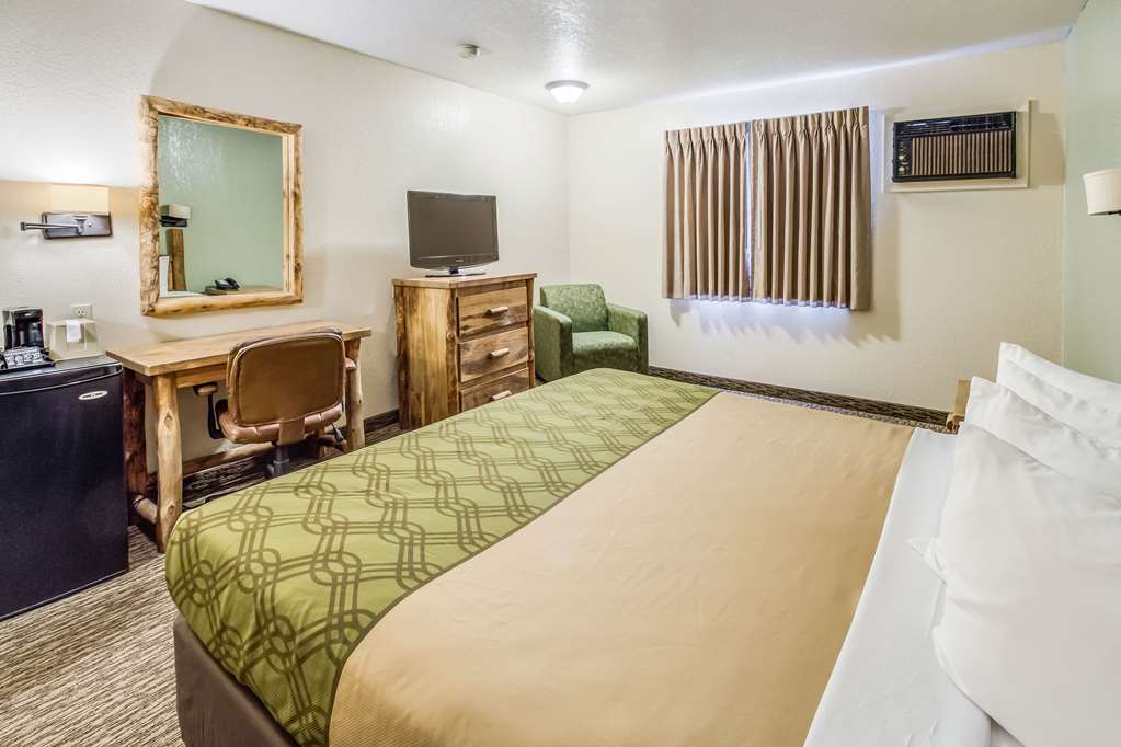 Econo Lodge Custer Crazy Horse Area - photo 18