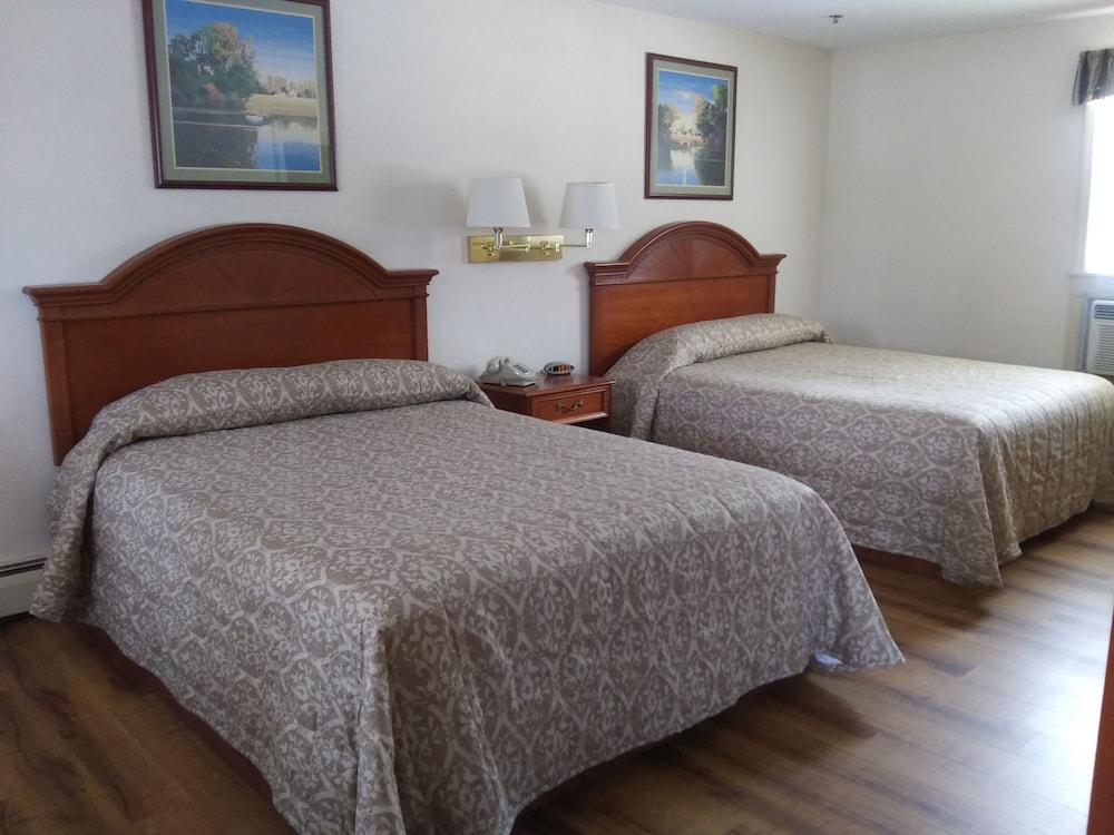 The Towne Motel - photo 20