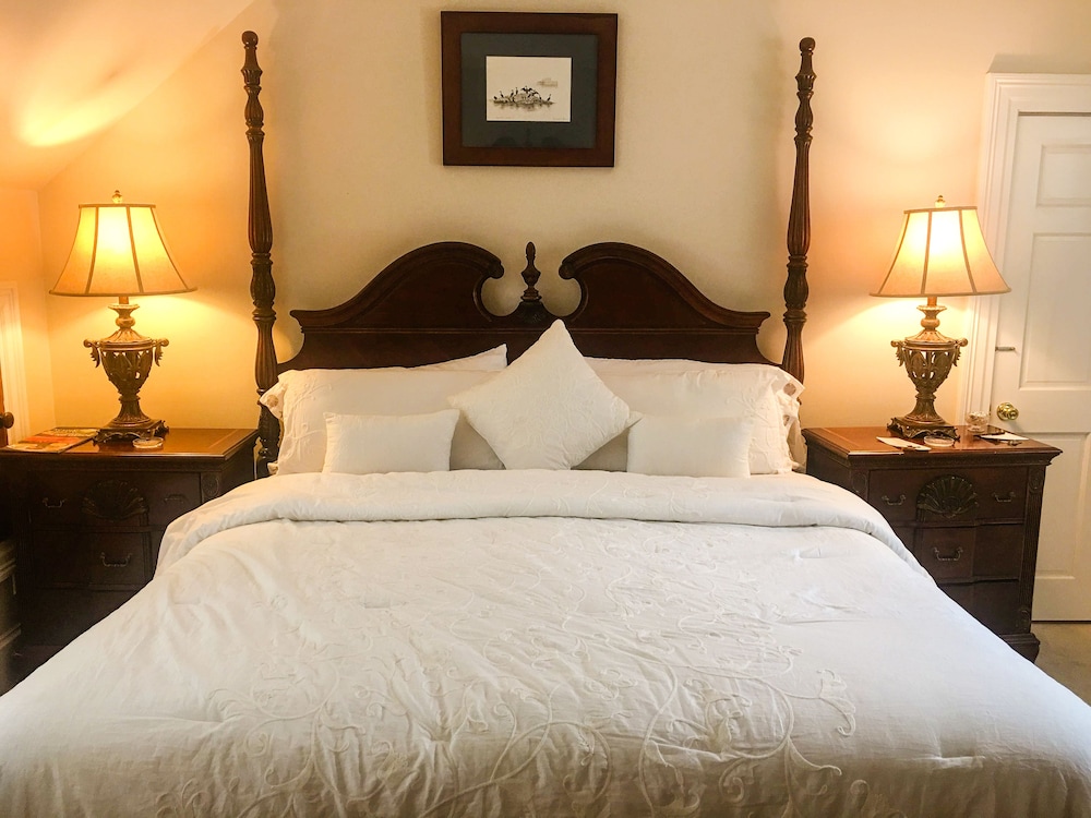 Chiltern Inn — Bar Harbor — photo 5
