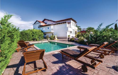 Holiday Home Debeljak With Sea View Xiv — 4-Star Luxury Hotel in Sukosan, Croatia