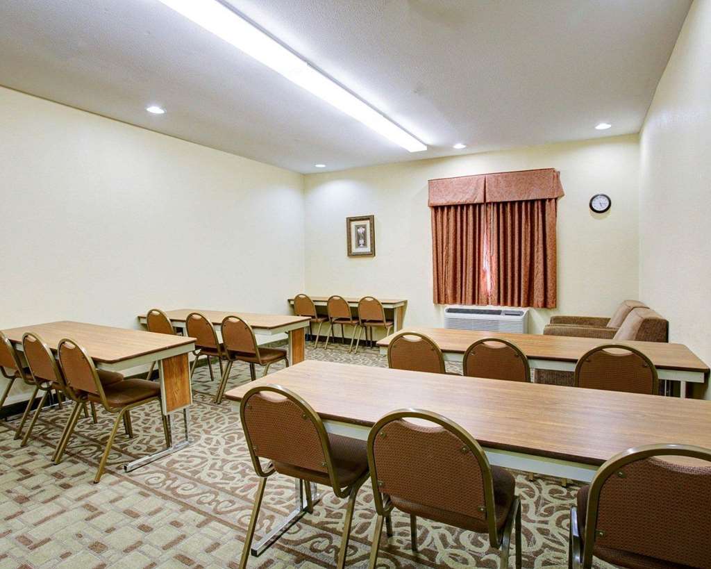 Comfort Suites Brenham - photo 20