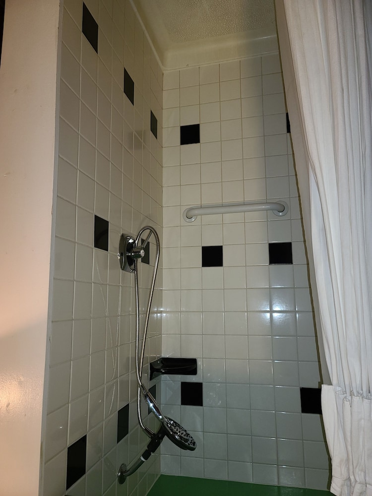 The Historic Northern Hotel - photo 26
