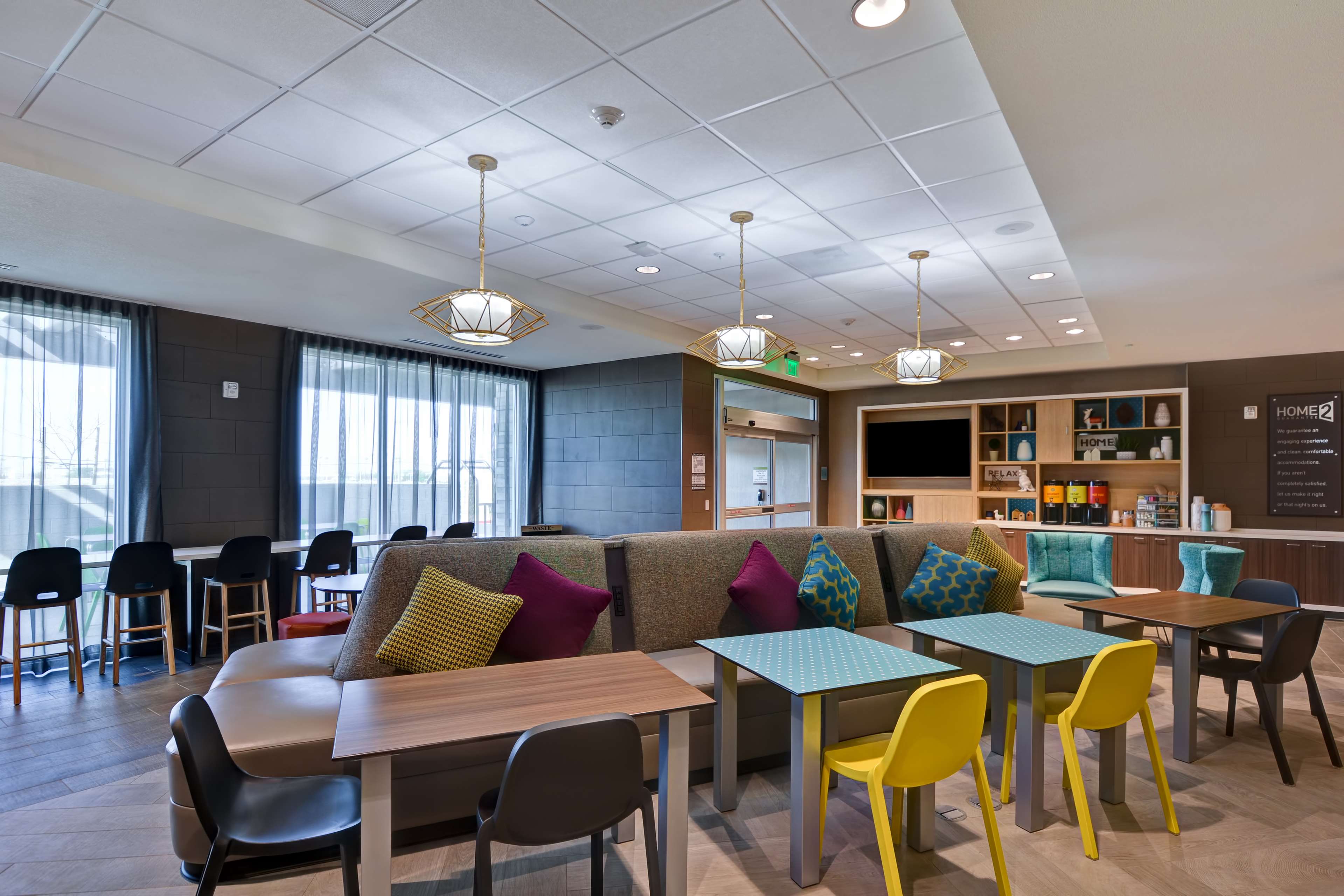 Home2 Suites by Hilton Palmdale - photo 3