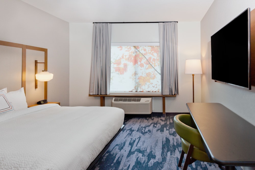 Fairfield Inn & Suites by Marriott Birmingham Colonnade - photo 2
