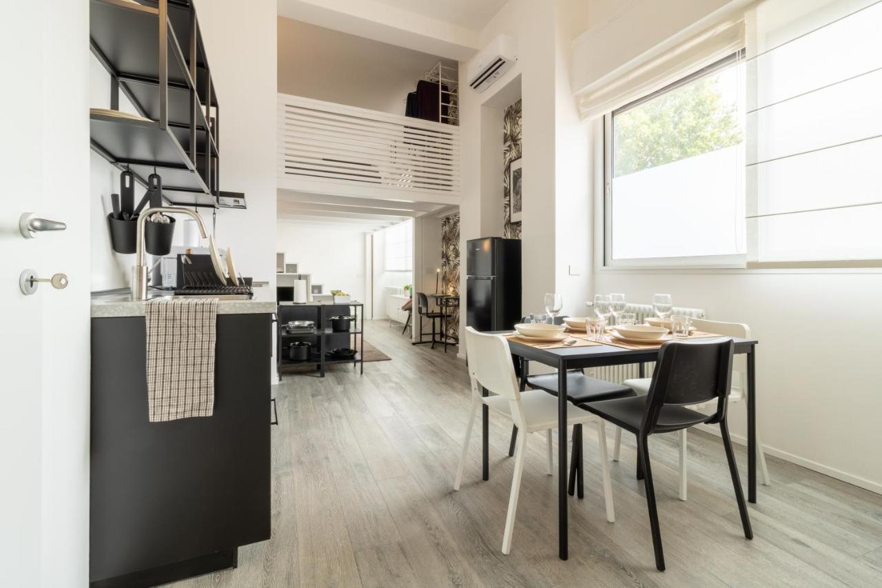 Navigli Chic and Sophisticated Home in Milan — 4-Star Luxury Hotel in Milan, Italy