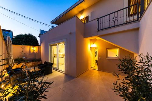 Find Your Haven in Morena Celeste Seaside Puntamika Apartments — 4-Star Luxury Hotel in Zadar, Croatia