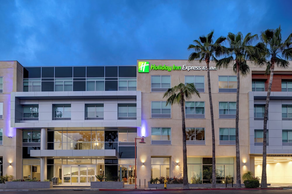 Holiday Inn Express and Suites Glendale Downtown - photo 74