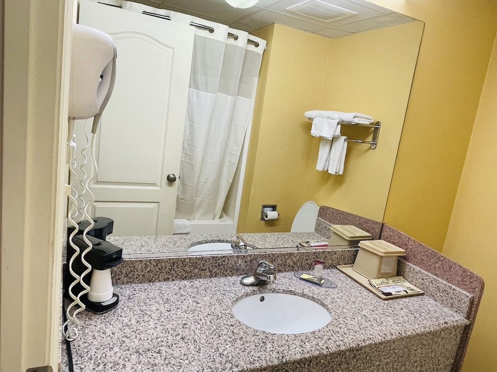 Mountain Inn & Suites Dunlap - photo 13