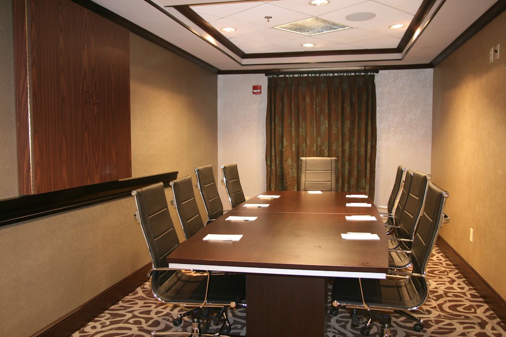 Hampton Inn New Albany - photo 64