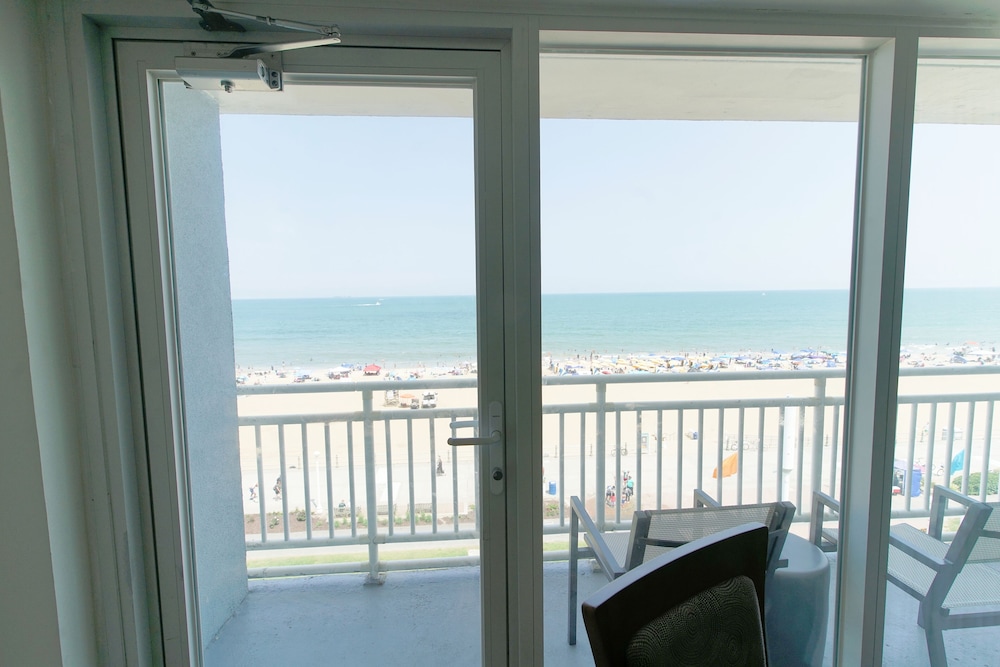 Marjac Suites Virginia Beach Oceanfront - photo 13