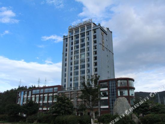 Yunrui Hotel - carbon neutral hotel in Dali