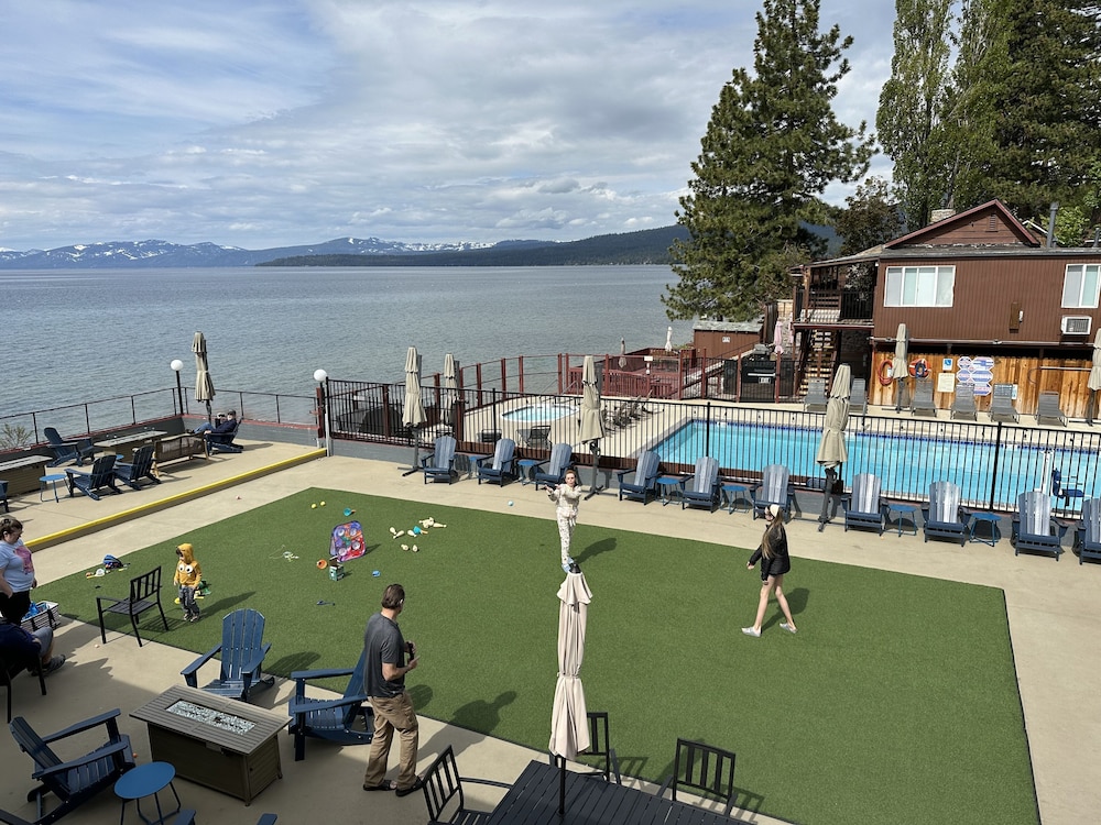 Crown Motel and Family Resort - photo 119