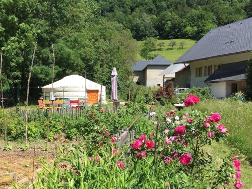 Yourte de la bas - last minute hotel in Unknown City