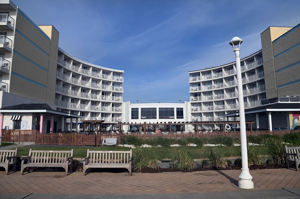 Spark by Hilton Virginia Beach Oceanfront - photo 38