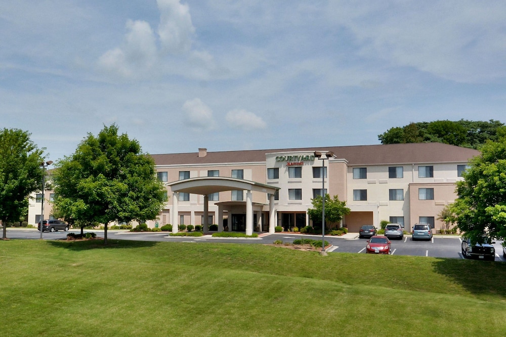 Courtyard by Marriott Danville - photo 38
