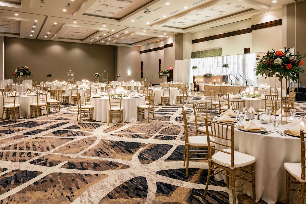 Hilton Garden Inn Manhattan - photo 27