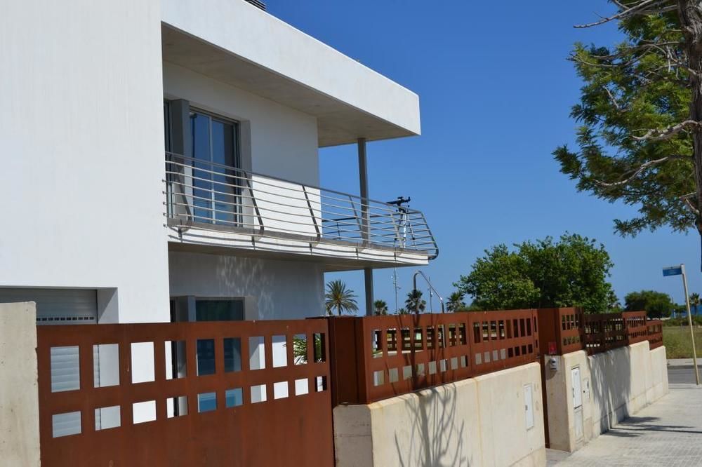 Villa Ardiaca TVL 16 — 4-Star Luxury Hotel in Cambrils, Spain