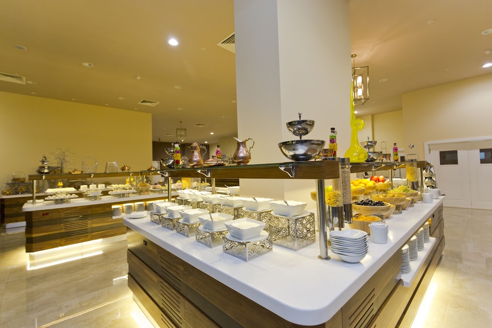 מזון ומשקאות