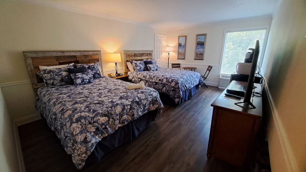Saint Simons Inn by the Lighthouse - photo 13