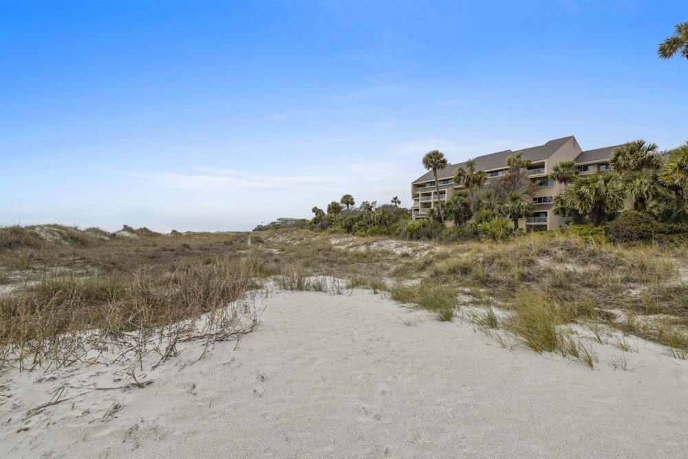 Captains Walk 402 — 4-Star Luxury Hotel in Hilton Head Island, United States