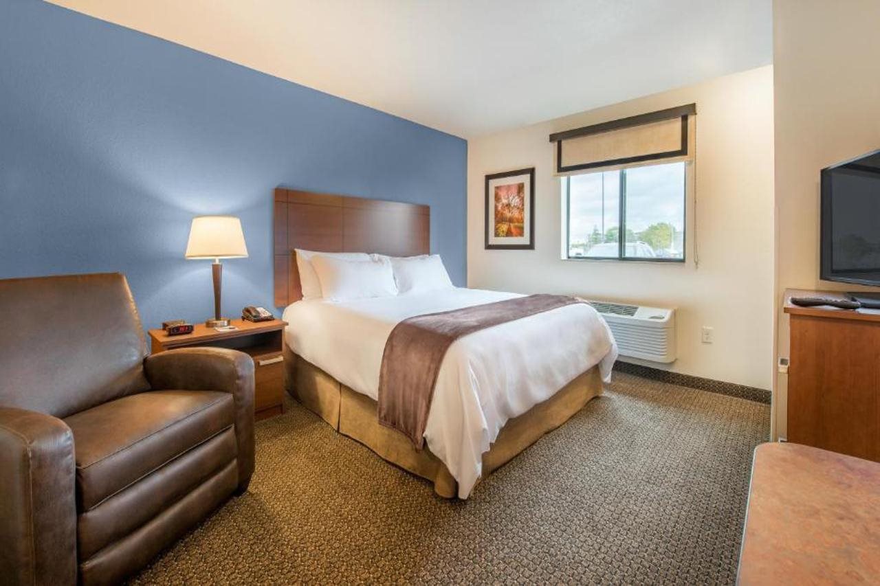 My Place Hotel Overland Park - photo 10