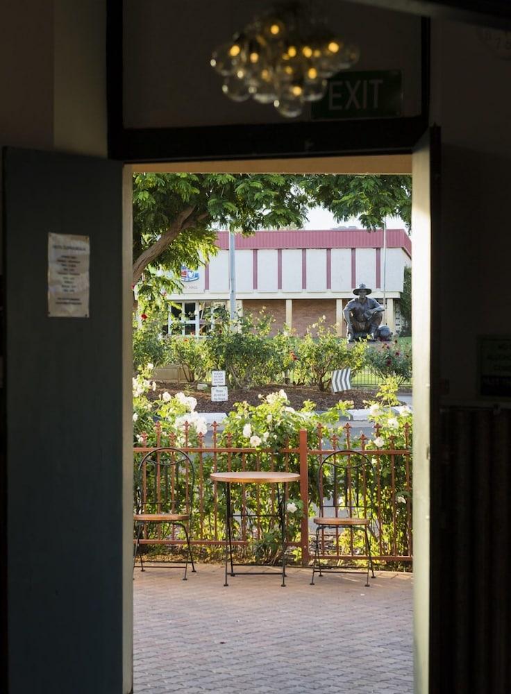 Hotel Cunnamulla in Cunnamulla, Australia