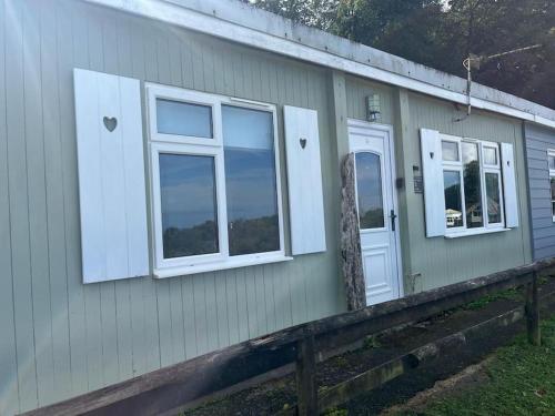 DRIFTWOOD LODGE please note the facilities at the holiday park are seasonal March to November — 4-Star Luxury Hotel in Bideford, United Kingdom