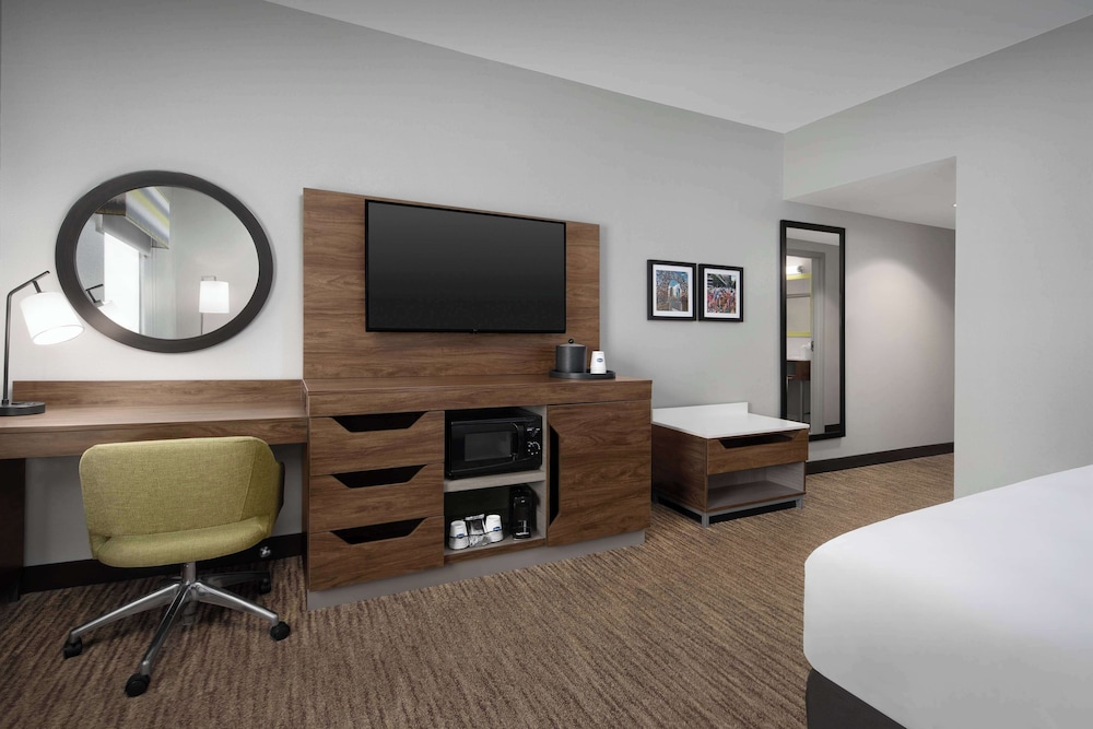 Hampton Inn & Suites Knoxville North I 75 - photo 27