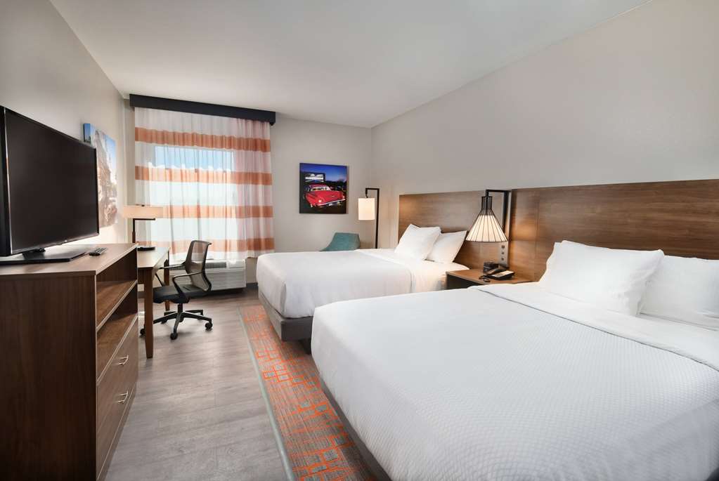 La Quinta Inn & Ste by Wyndham Wisconsin Dells Lake Delton - photo 16