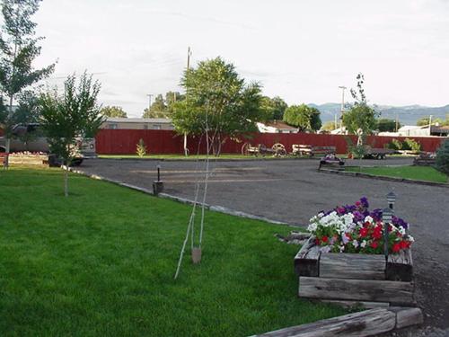 Bryce Canyon Motel - photo 8