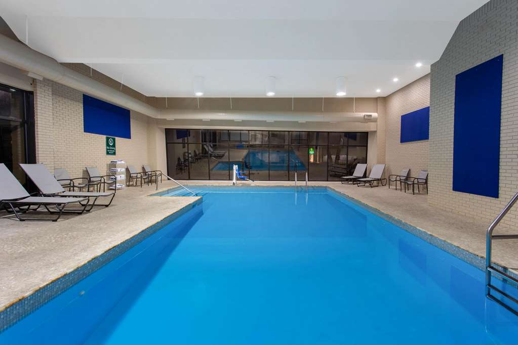 La Quinta Inn & Suites by Wyndham Effingham - photo 7