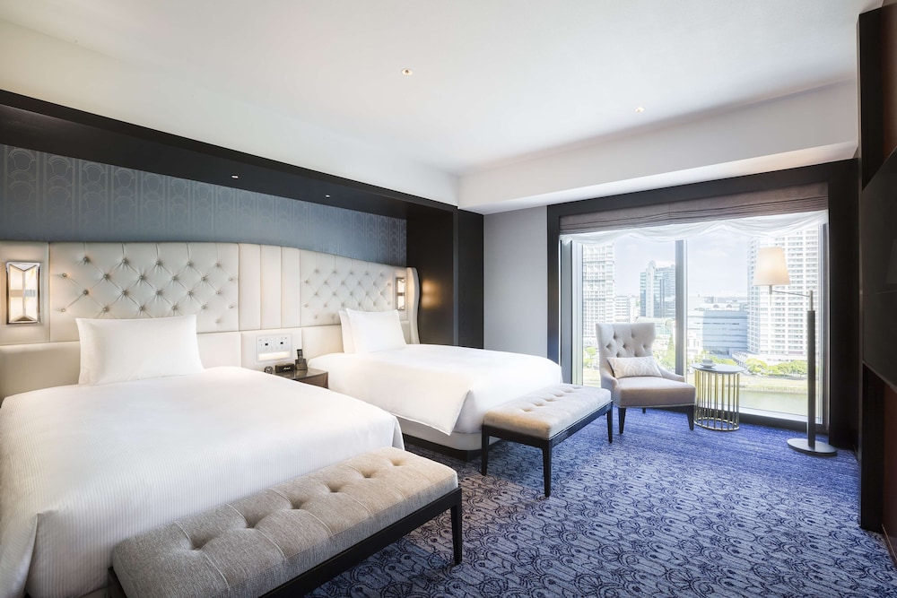 Hilton Yokohama — 4-Star Luxury Hotel in Yokohama, Japan