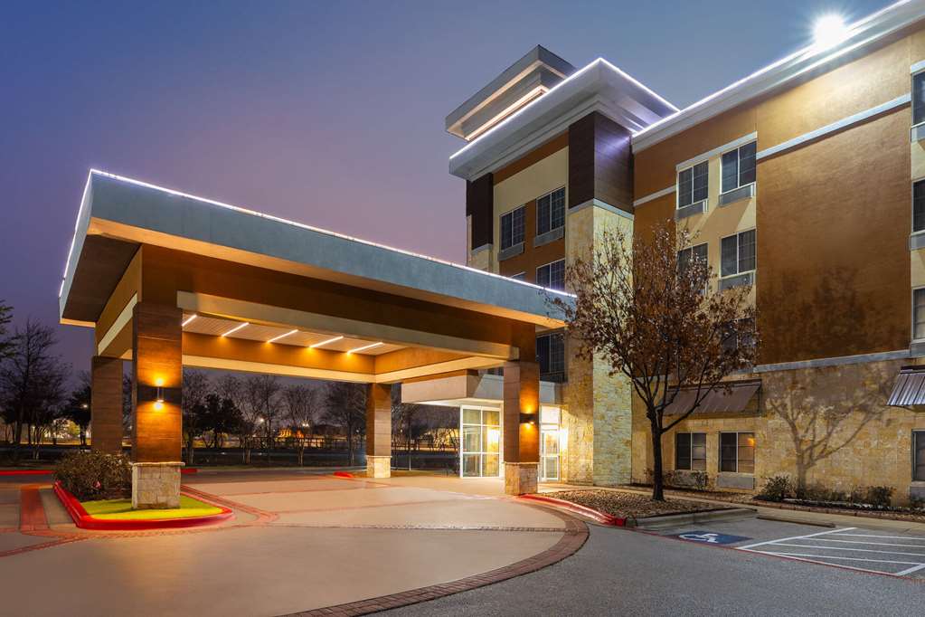 La Quinta Inn & Suites by Wyndham Austin Cedar Park - photo 5