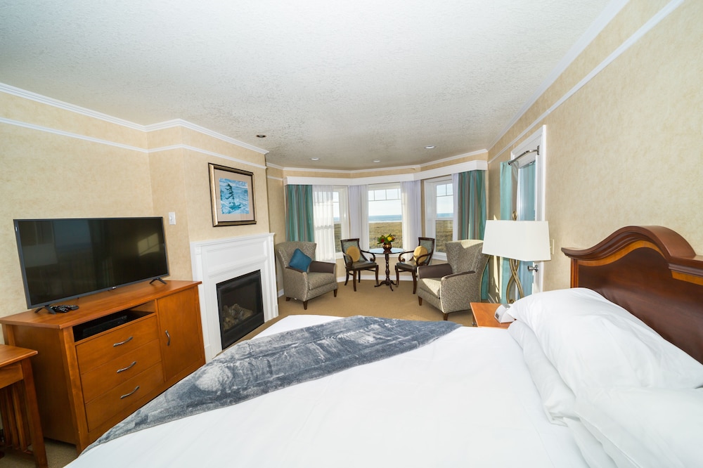 Inn of the Four Winds Oceanfront Seaside - photo 9