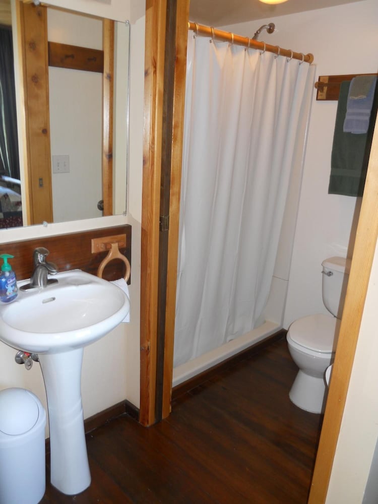 A Swan Nest Inn - photo 36