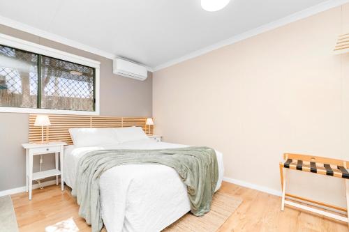 Central guest studio with secure parking in Wagga Wagga, Australia