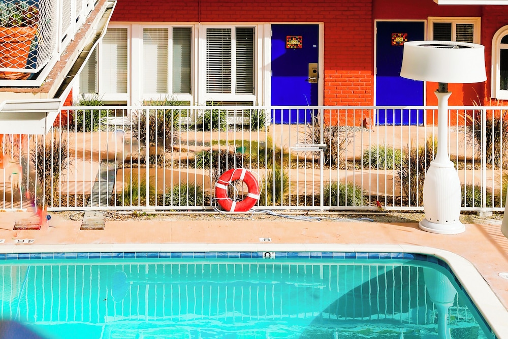 Hotel Del Sol - photo 25