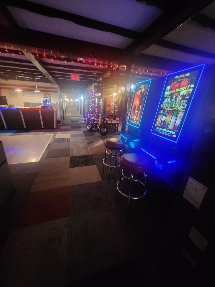 Pocono Mountains Hotel and Spa - photo 13