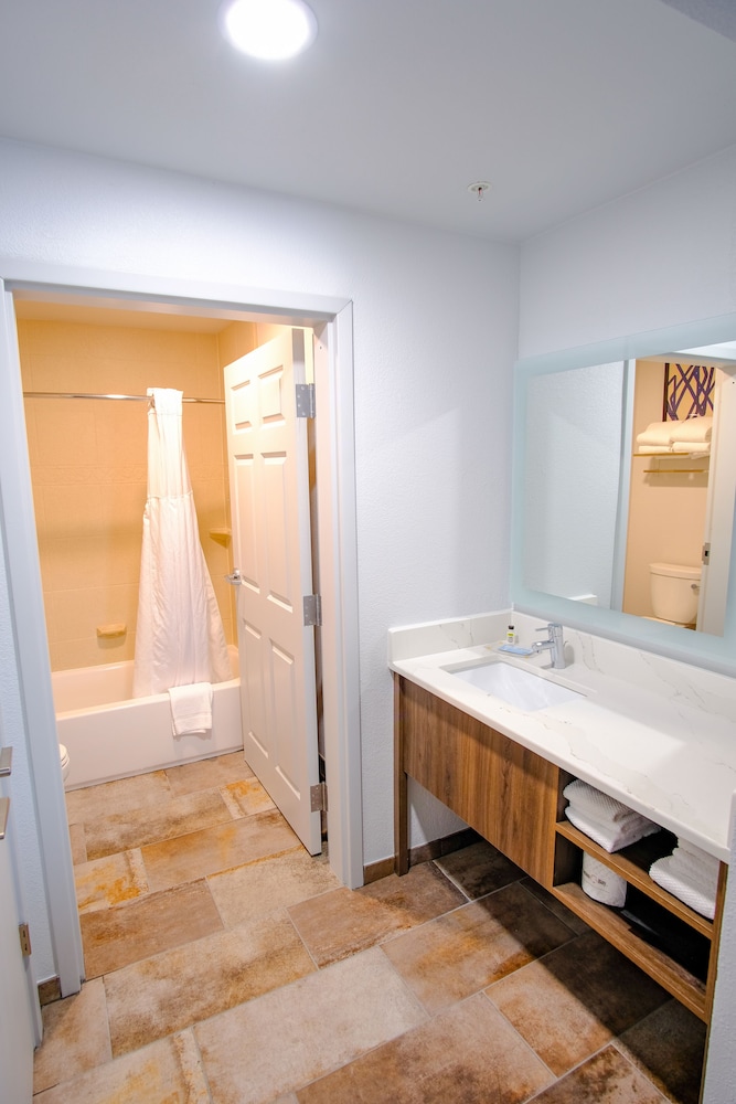 Staybridge Suites Quantico Stafford by IHG - photo 49