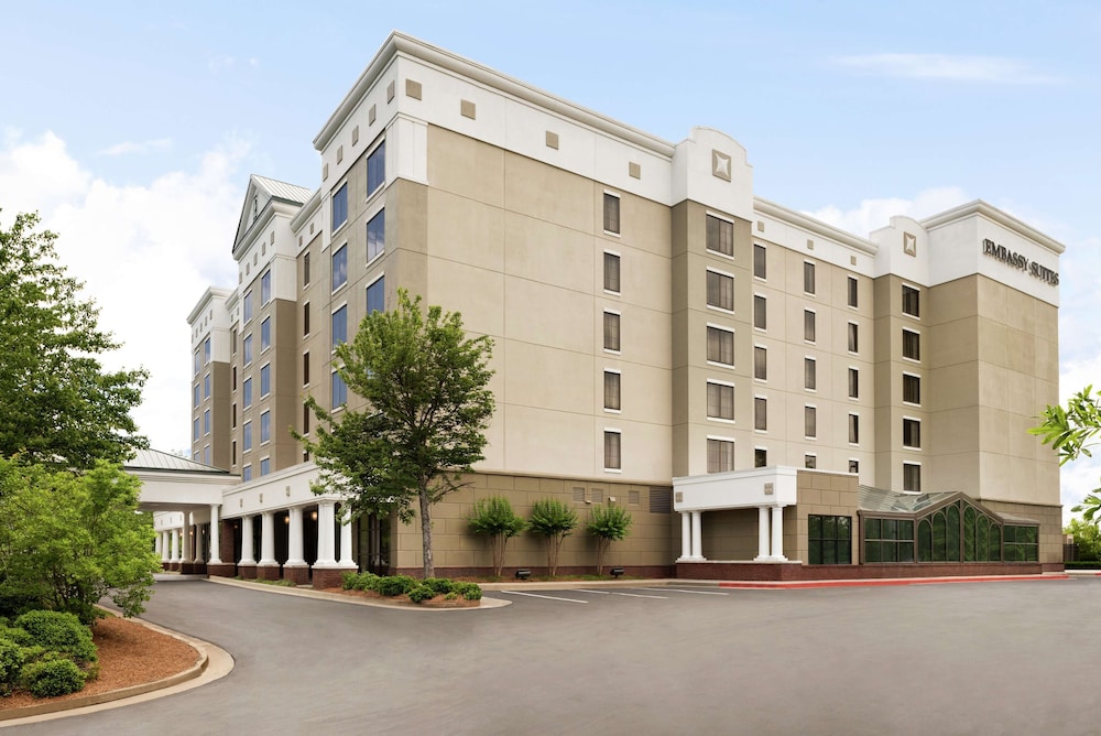 Embassy Suites by Hilton Atlanta Alpharetta - photo 2