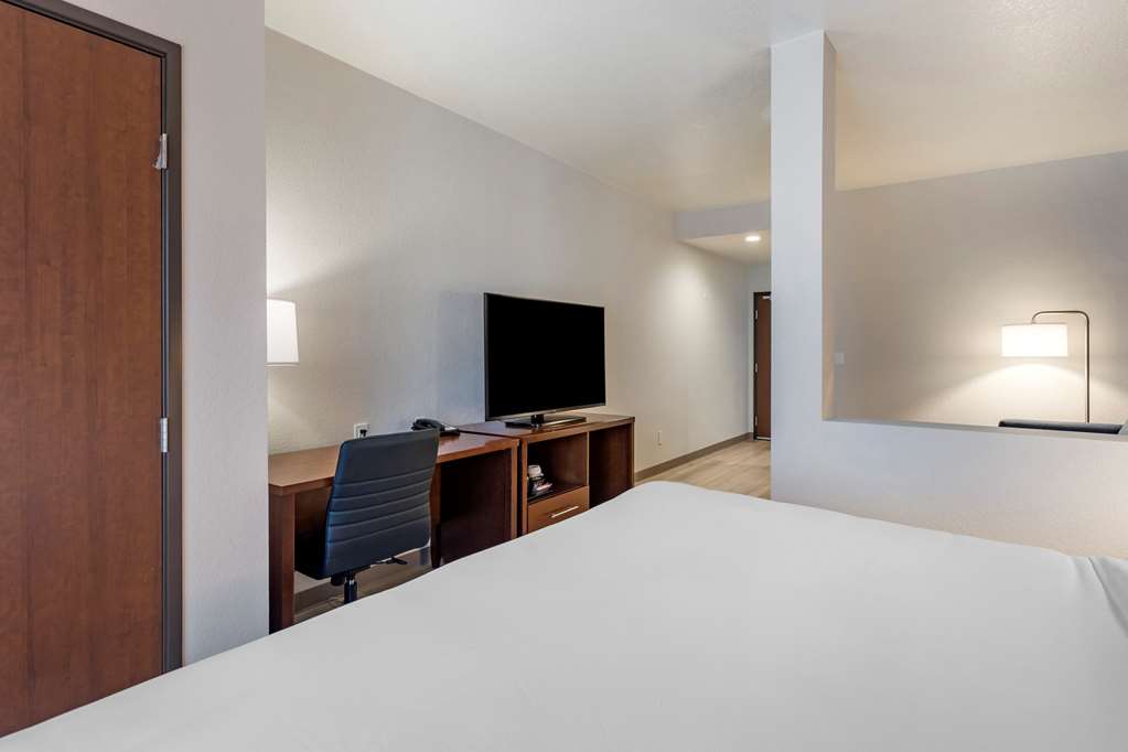 Comfort Inn & Suites Bennett - photo 22