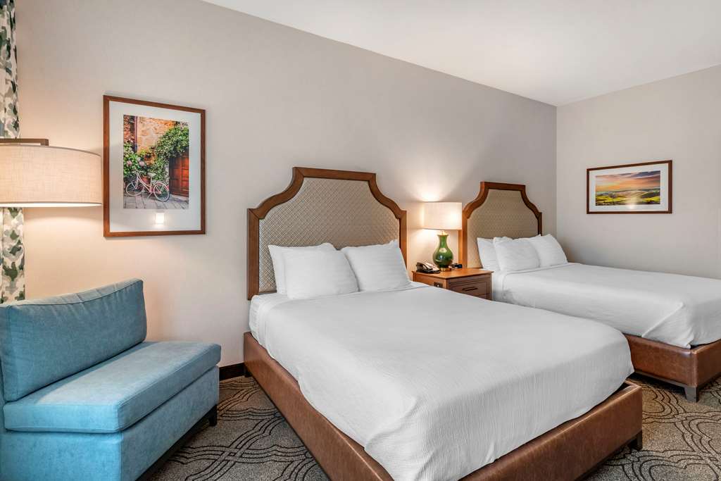 Best Western Premier Pasco Inn & Suites - photo 24